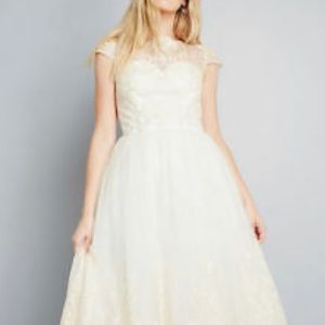 Chichi London NWT gown